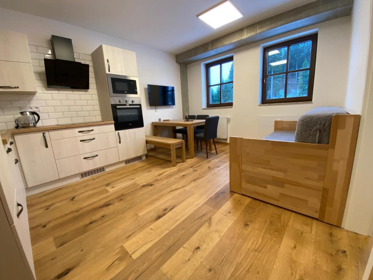 Wellness Apartman Pila Kvilda Ngoại thất bức ảnh